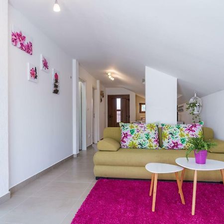 Apartment Deni Đảo Krk Ngoại thất bức ảnh