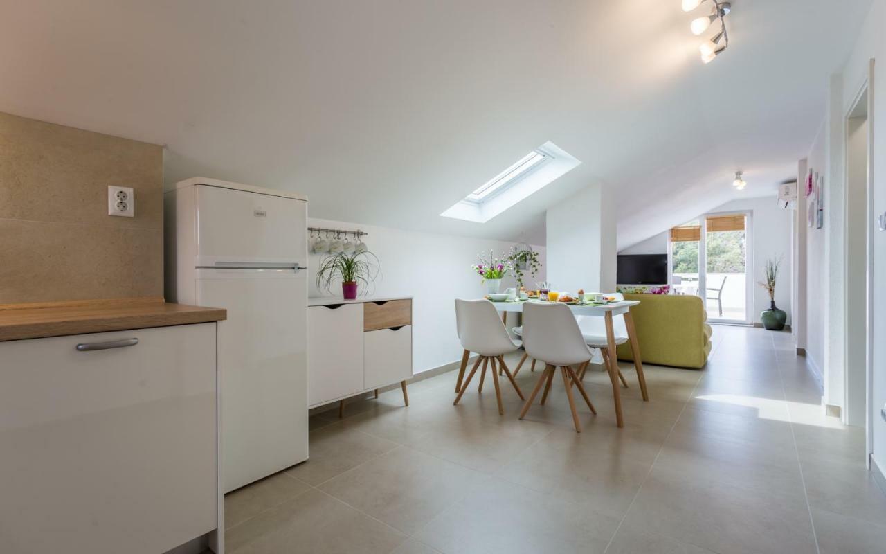 Apartment Deni Đảo Krk Ngoại thất bức ảnh