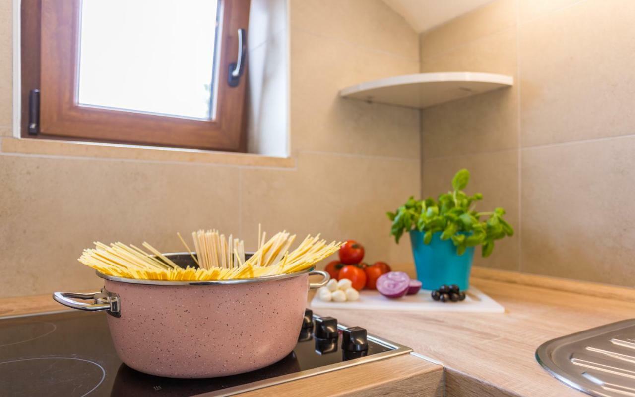 Apartment Deni Đảo Krk Ngoại thất bức ảnh