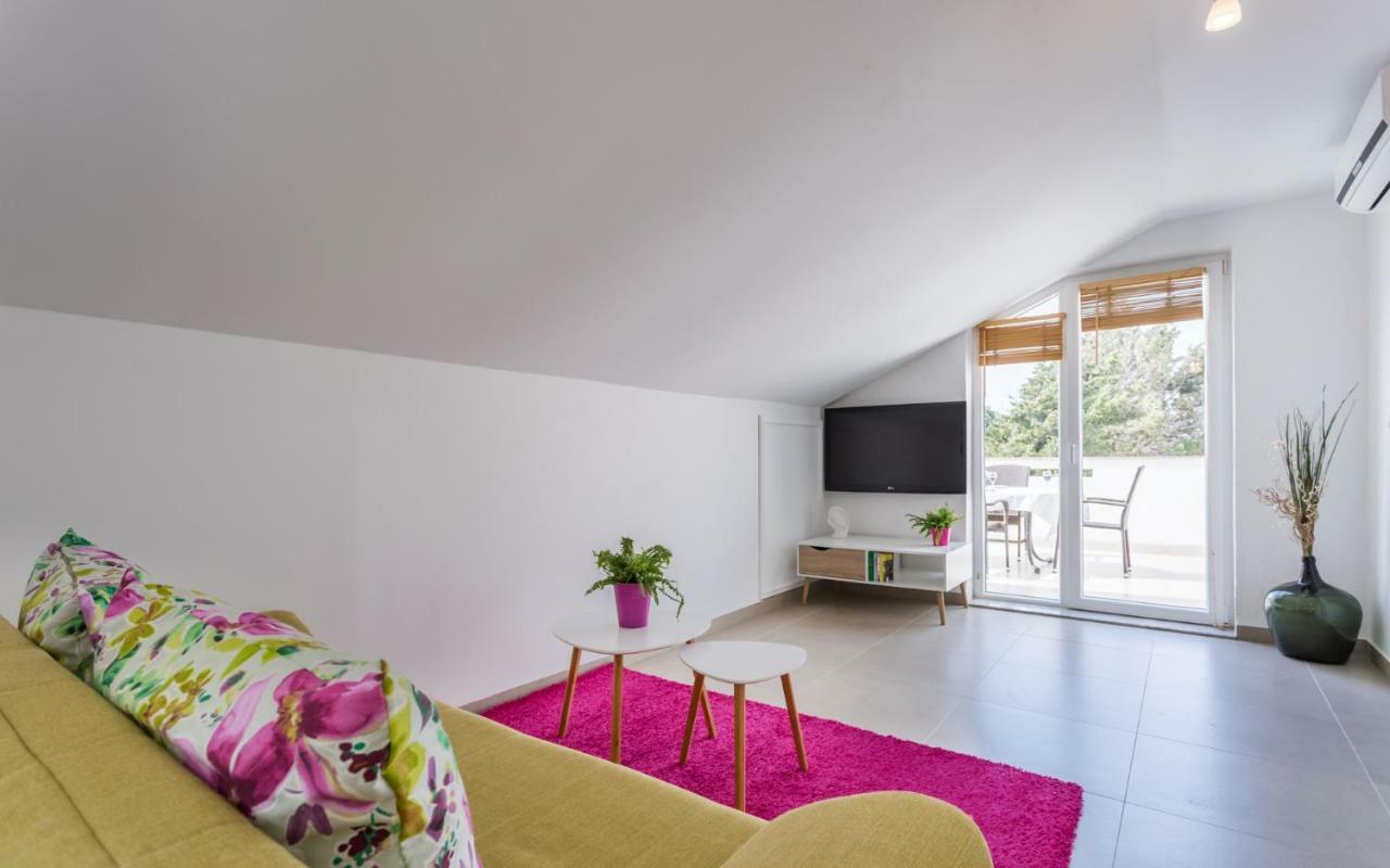 Apartment Deni Đảo Krk Ngoại thất bức ảnh