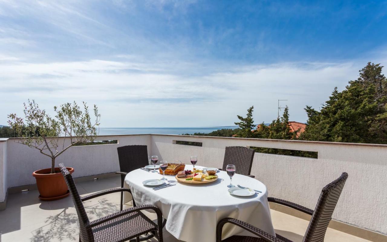 Apartment Deni Đảo Krk Ngoại thất bức ảnh